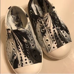 Native Shoes Shoes - New native Jefferson style boys shoe Native Shoes Shoes - New native Jefferson style boys shoe